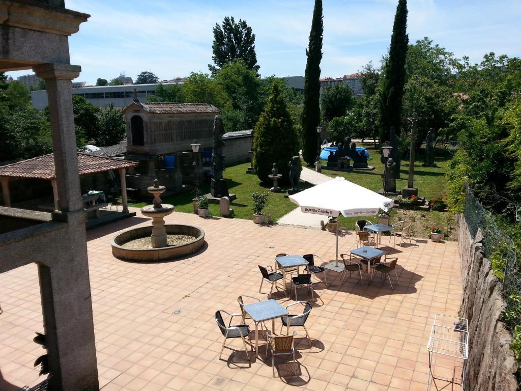 Hostal Albergue Villa San Clemente Tui Exterior foto