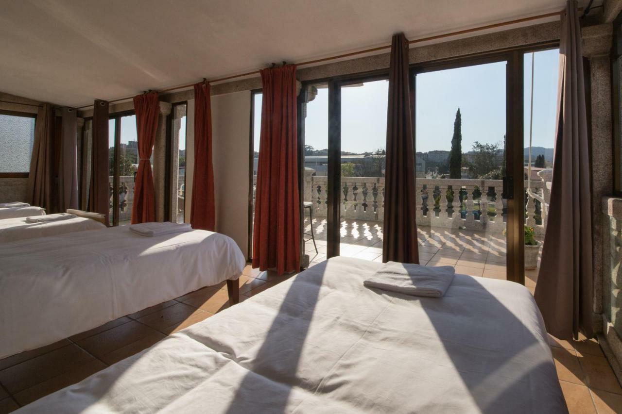 Hostal Albergue Villa San Clemente Tui Exterior foto